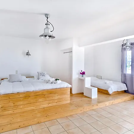 מלון דירות Fyrogenis Palace 4*