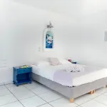 Fyrogenis Palace מלון דירות