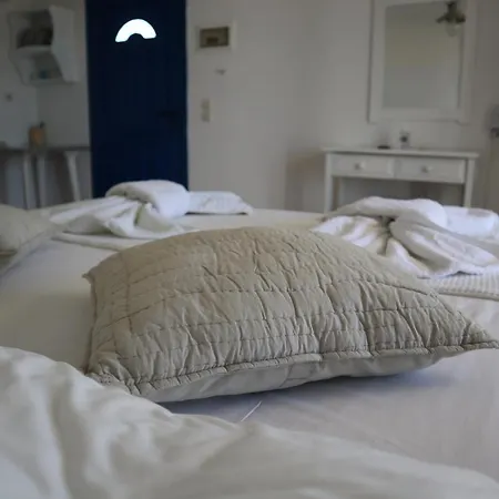 Fyrogenis Palace * أمبيلاس